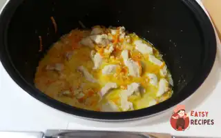 Куряче Філе В Мультиварці З Морквою Та Цибулею