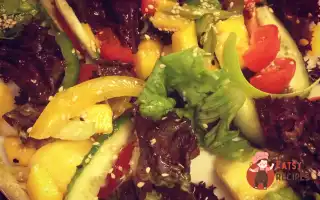 Тайський Салат З Манго Та Ананасами
