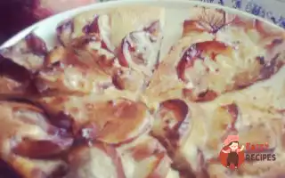 Шарлотка З Інжирними Персиками