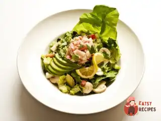 Салат з крабами та грибами