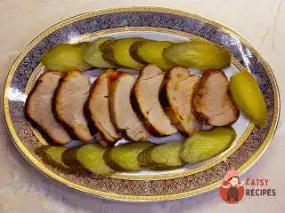 Свиняча вирізка в апельсиновому маринаді, запечена в духовці