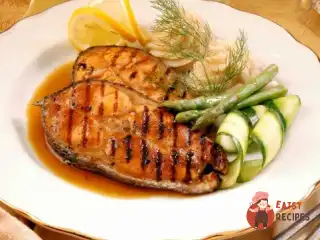 Гострий лосось на грилі в глазурі з кленового сиропу