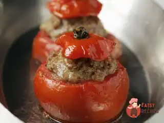 Помідори, фаршировані телятиною