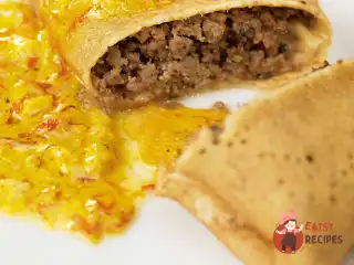 Гречані млинці з бараниною та зеленню