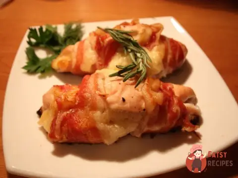 Курячі грудки з сиром моцарелла
