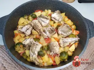 Навалага з картоплею та овочами