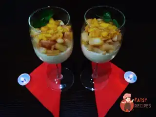 Панна-котта з персиками