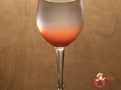 Коктейль «Троянда» (The Rose)