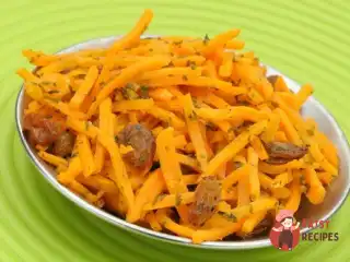 Салат зі смаженої моркви з апельсинами та корицею