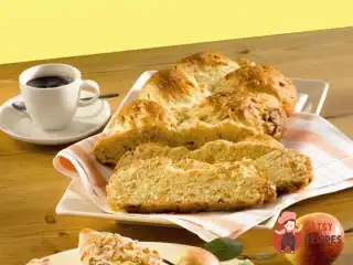 Абрикосово-мигдальна плетінка