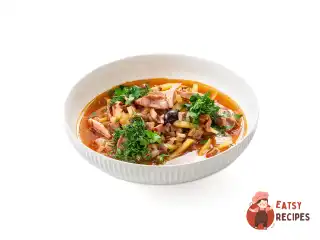 Солянка з картоплею