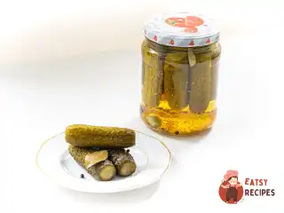 Хрусткі мариновані огірки