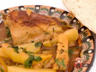 Курка з рислінгом та вершками