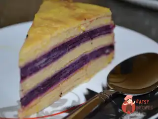 Млинець з лимонним курдом і чорницею