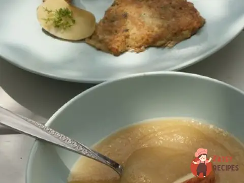 Печений яблучний соус