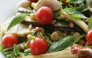 Теплий Салат Із Запеченими Овочами, Зеленню Та Кедровими Горіхами