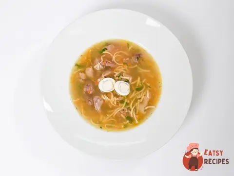 Куряча локшина з тельбухами