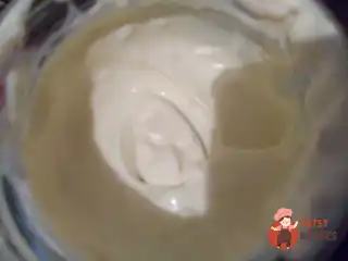 Простий соус для салату "Цезар"
