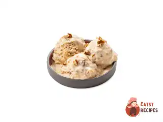 Морозиво з горіхом пекан і солоною карамеллю