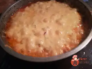 Кульки з фаршу під сирною скоринкою