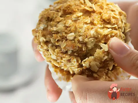 Маффіни з яблуком, спеціями та вівсянкою
