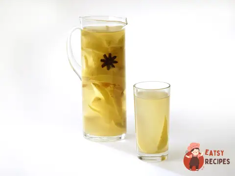 Медовий компот з грушами та прянощами