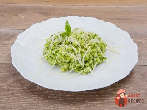 Зелене різотто зі шпинатом