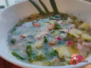 Окрошка з кольрабі