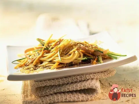 Спагетті з кунжутом