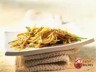 Спагетті з кунжутом