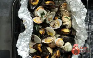 Молюски З Шафраном, Запечені У Фользі