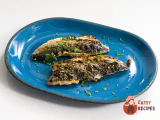 Скумбрія на мангалі