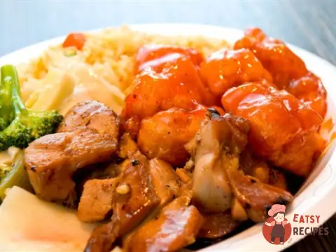 Золотисті мариновані курячі шматочки