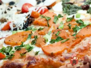 Піца з гарбузом та копченим салом