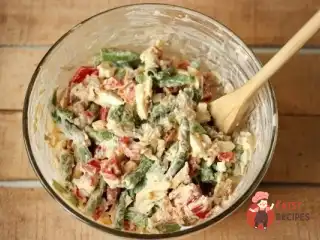 Салат з курячим філе та стручковою квасолею