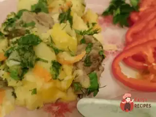 Тушкована картопля з гарбузом