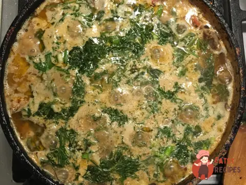 Шлунки у сметані