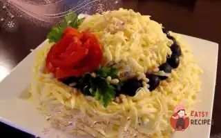 Святковий Листковий Салат З М'яСом Та Грибами