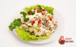 Листковий Салат З Яблуками Та Горіхами