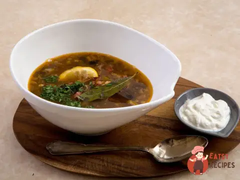 Солянка з оливками