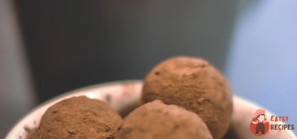 Кокосові цукерки з фініками