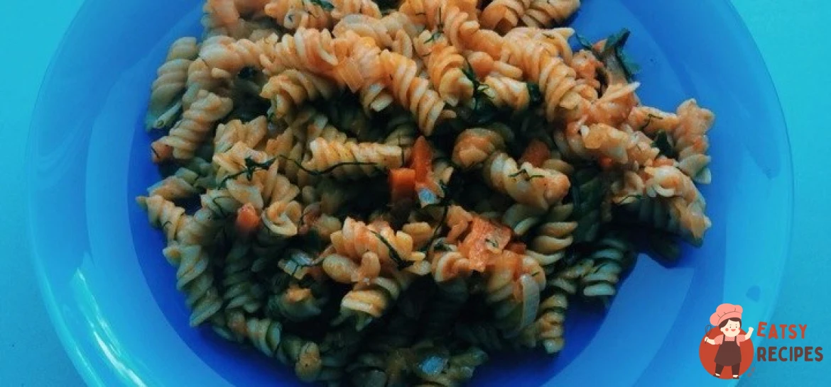 Макарони з консервованою квасолею