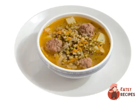 Суп з машу з м'ясними кульками