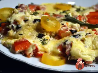 Фріттата з печерицями та шинкою