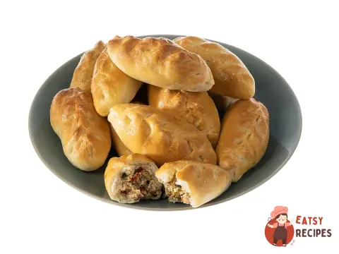 Пиріжки з куркою та овочами