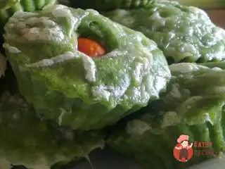 Маффіни зі шпинатом, броколі та адигейським сиром