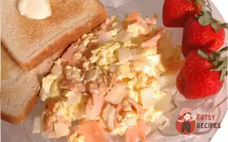 Яєчня З Копченим Лососем Та Лимонним Кремом