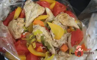 Запечена, Дієтична, Соковита Куряча Грудка З Овочами
