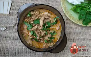 Курка В Горіховому Соусі