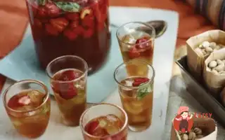Літній Холодний Чай Із Полуницею